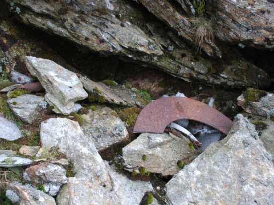 Wreckage at the crash site of Supermarine Spitfire X4843 on Yr Aran near Beddgelert