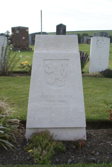 Grave of Flight Lieutenant Vaclav Jelinek at Kirkinner Cemetery, Wigtown