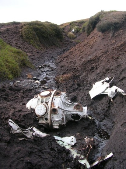 Armstrong Siddeley engine at the crash site of Avro Anson Mk.I N9853 on Edale Moor, Kinder Scout